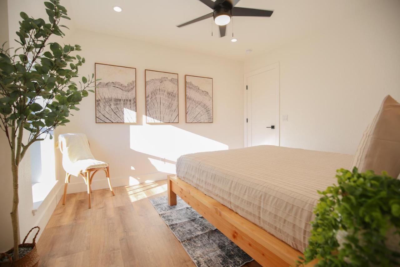 High End A-Frame - Hot Tub - Awesome Views - Yosemite - Electric Vehicle Friendly - Sleeps 10 Oakhurst Exterior foto
