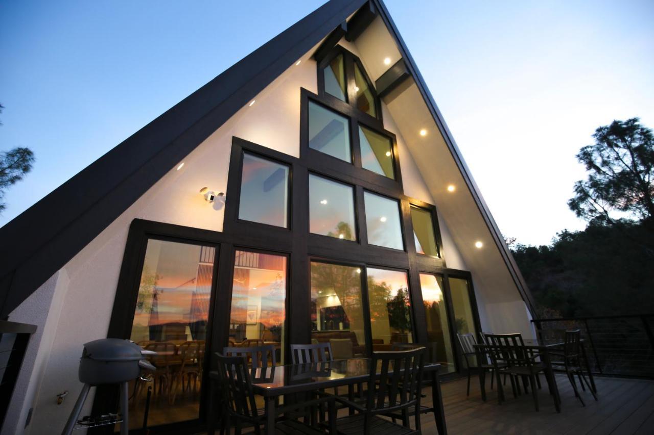 High End A-Frame - Hot Tub - Awesome Views - Yosemite - Electric Vehicle Friendly - Sleeps 10 Oakhurst Exterior foto